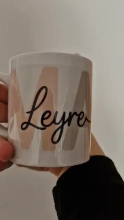 Taza con nombre Leyre