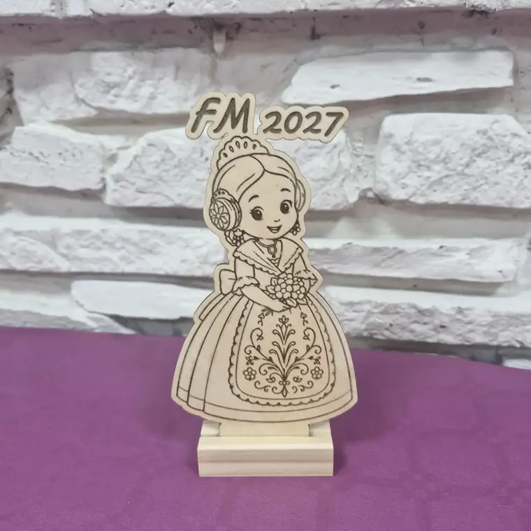 Figura de fallera en madera grabada FM 2027